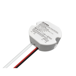 10 15 20 25 30 40 واط CV Triac المرحلة قطع عكس الضوء سائق LED لضبط الجهد الناتج سائق مستدير قليلاً للضوء LED